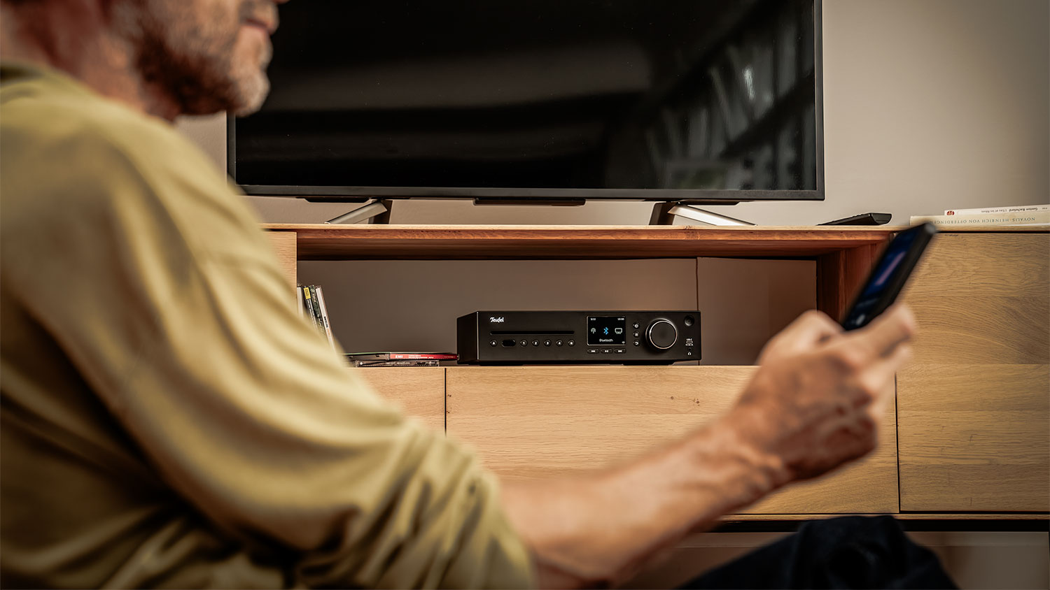 de-kombo-62-cd-receiver-van-teufel-is-een-multifunctionele-geluidspartner-hero
