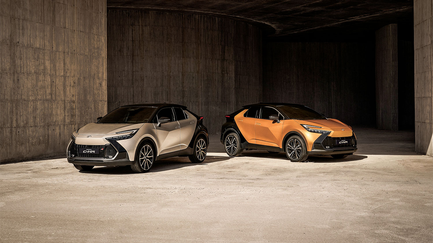 een-glimp-van-de-toekomst-de-toyota-c-hr-tijdens-de-wereldpremiere-hero