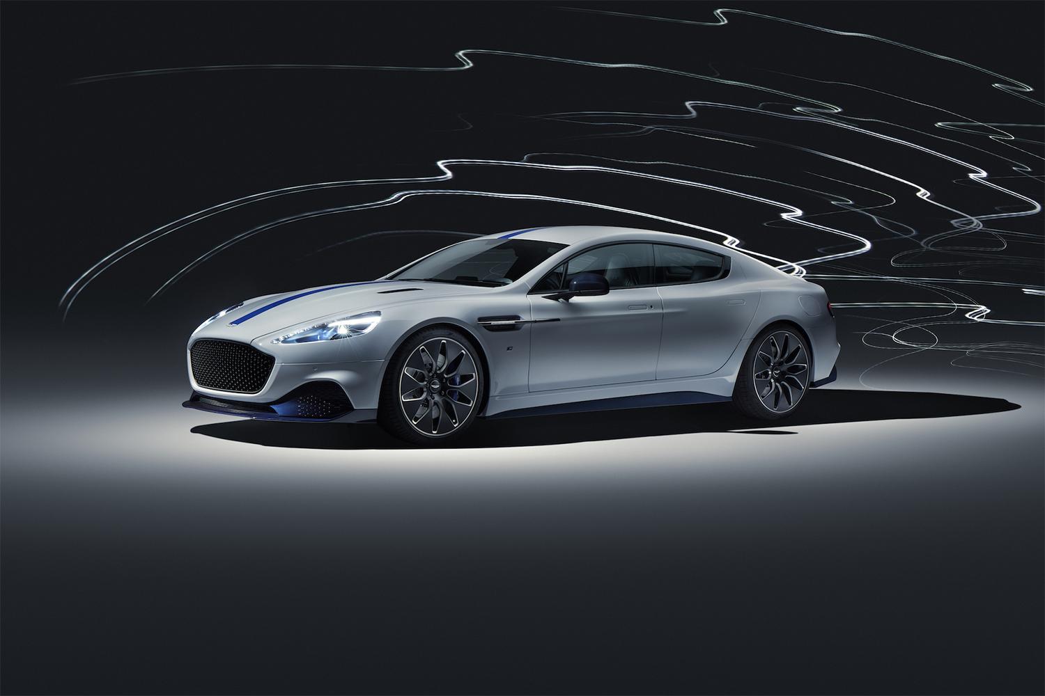menquiry-de-aston-martin-rapide-e-gepresenteerd-op-shanghai-autoshow-main