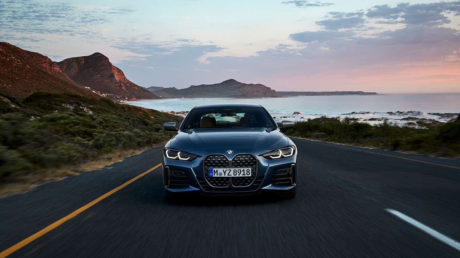 De Uitgesproken Smoel van de Nieuwe BMW 4 Serie Coupé