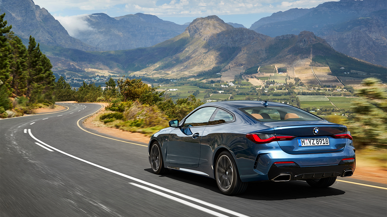 De Uitgesproken Smoel van de Nieuwe BMW 4 Serie Coupé
