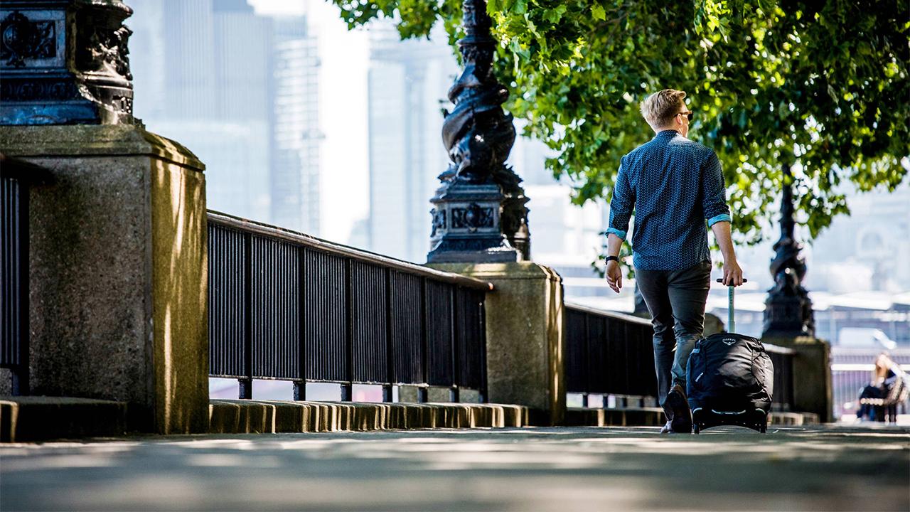 menquiry-ideaal-voor-wie-veel-zakelijke-of-citytrips-maakt-de-osprey-ozone-main