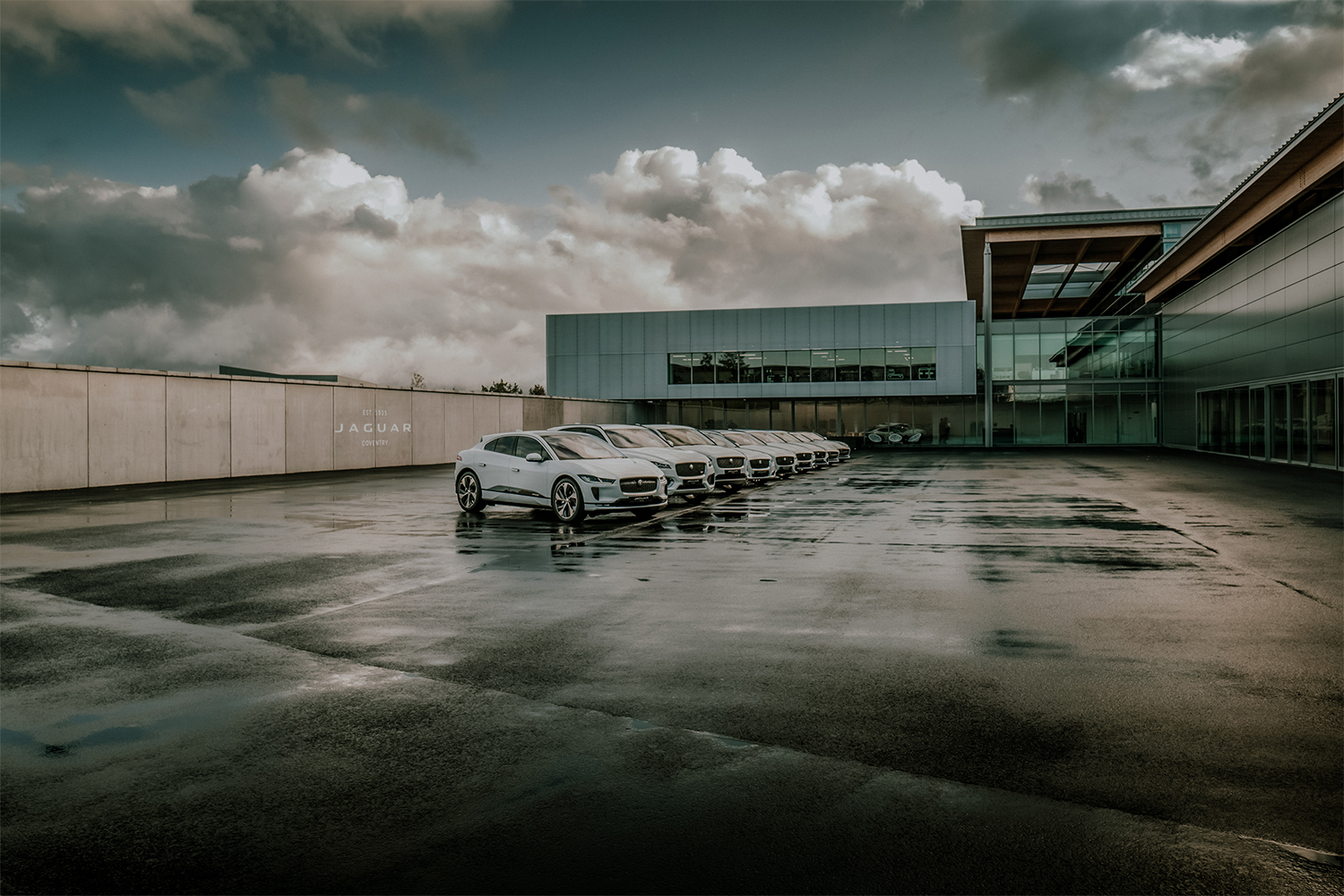 menquiry-nieuwe-geavanceerde-designstudio-van-jaguar-1