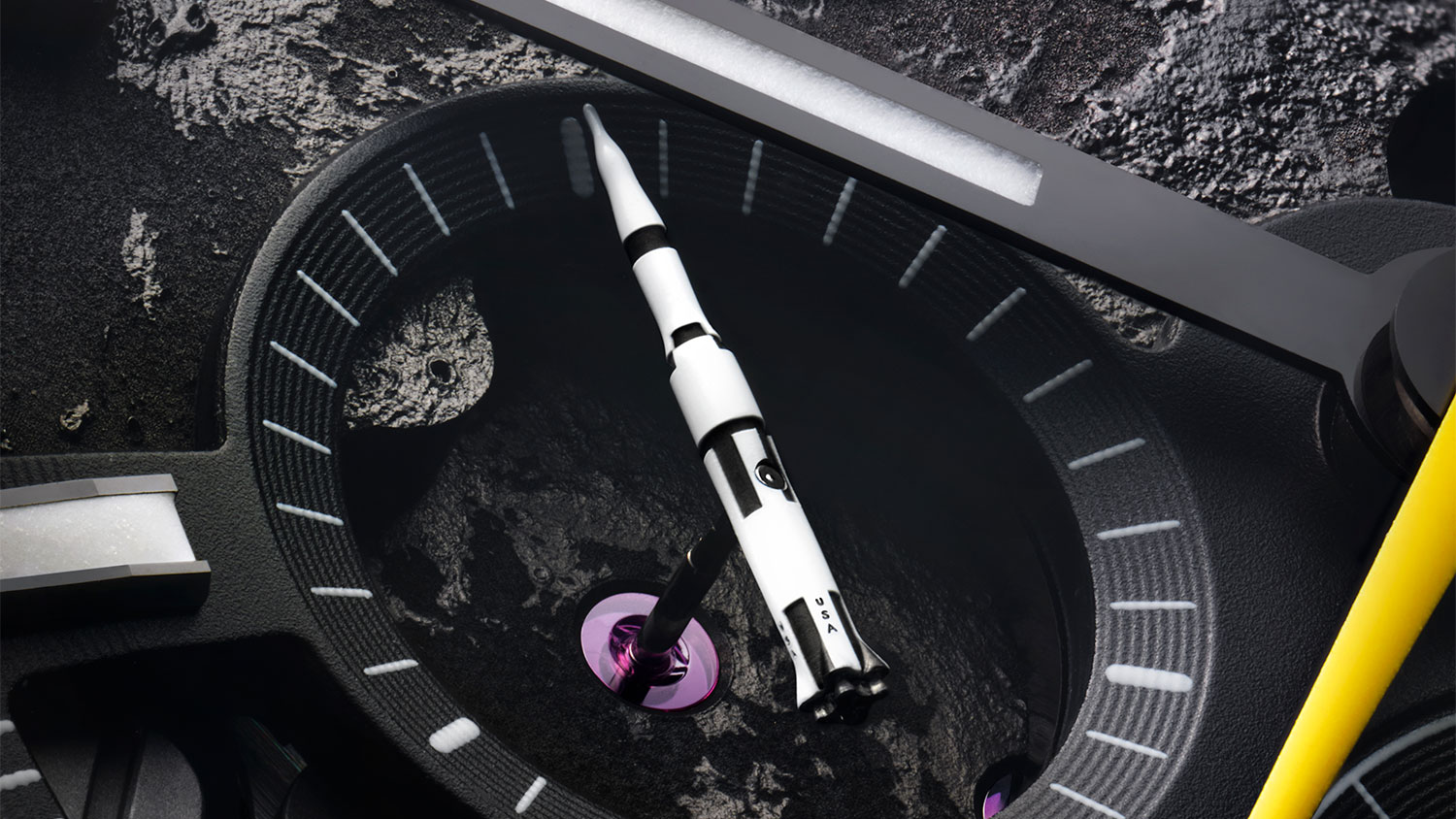 Opnieuw naar de Dark Side of the Moon met Omega