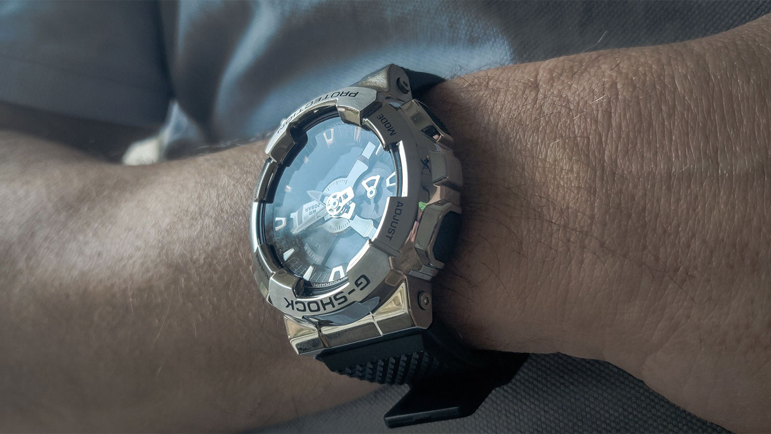 Review: digitaal-analoog G-shock GM-110 horloge