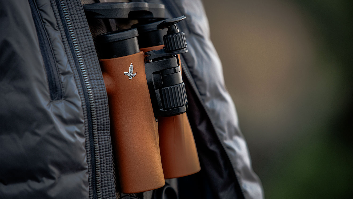 Verrekijker met een vlammetje: Swarovski Optik’s nieuwste statement