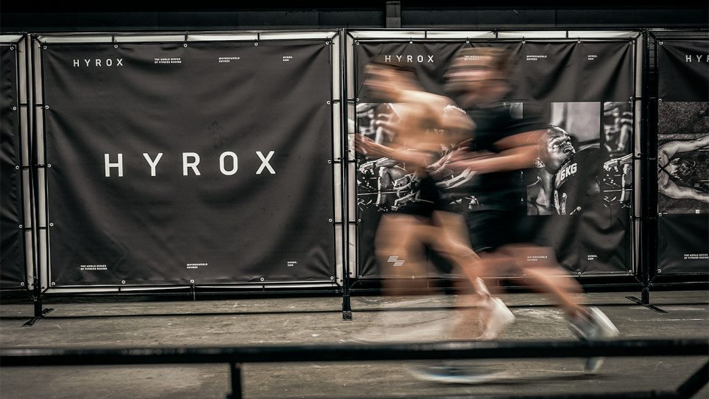 Van box naar finishlijn: HYROX hardloopschema voor CrossFitters