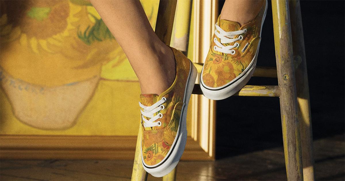 Van Gogh’s sneakers van Vans x nu te koop in Van Gogh Museum