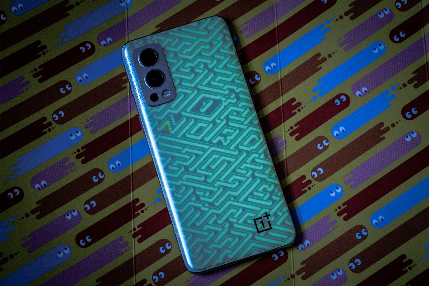 Review: OnePlus Nord 2 x PAC-MAN Edition smartphone
