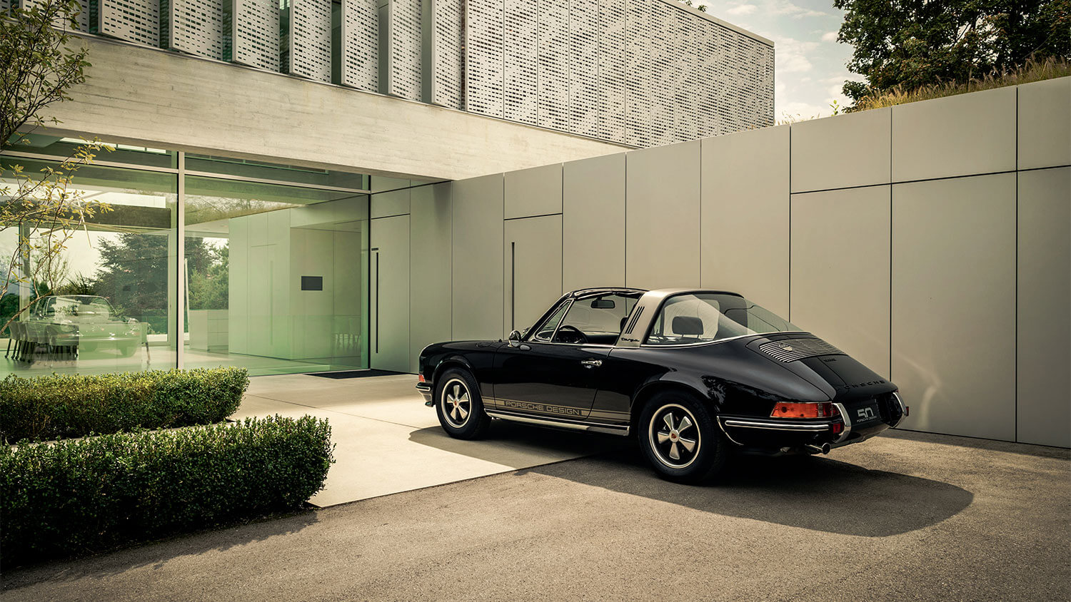 Porsche Design viert 50 jaar met exclusieve 911 edities