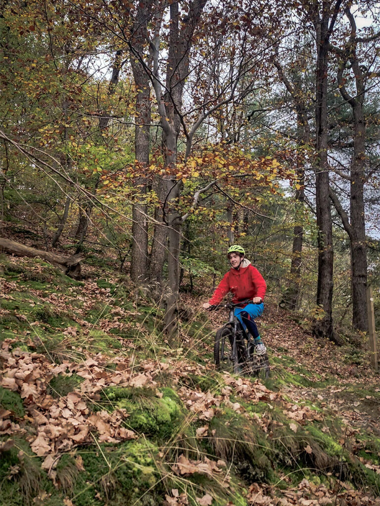 Offroad door de Ardennen: Een weekend vol modder, comfort en culinaire hoogstandjes